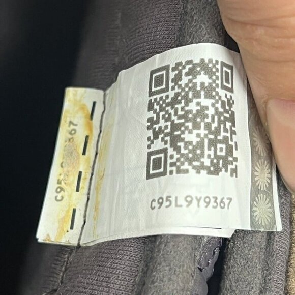 Ugg Boots Girls Sz 5 Purple Quilted Side Snap Closure Insulated Comfy Soft Cozy - Picture 10 of 10